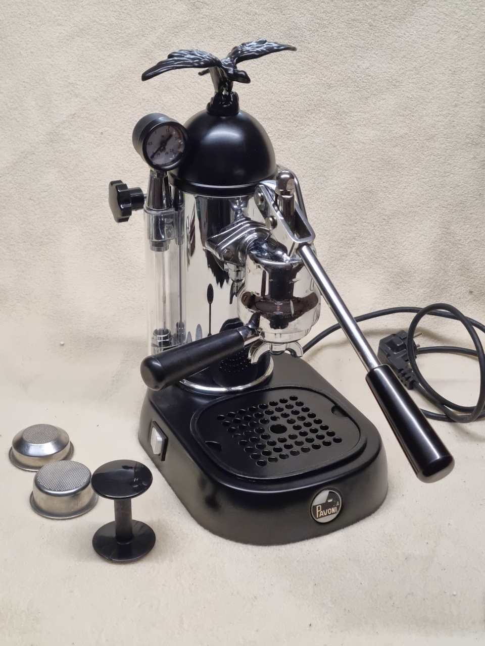 pimpmypavoni Black Romantica